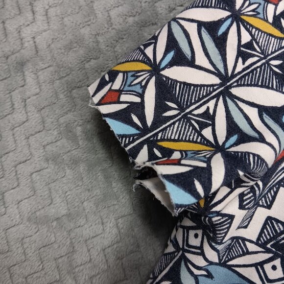TORY BURCH  Multicolor Geometric Print Ponte Cropped Shirt Small  Short Sleeve - Picture 4 of 6